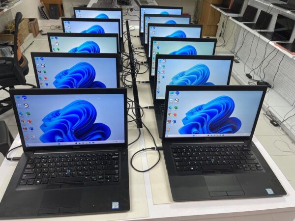 Refurbished -Dell Latitude 7480 14inch Ultrabook intel core i5-7th Gen Processor 8GB RAM 256GB SSD Windows 11 OS - Image 3
