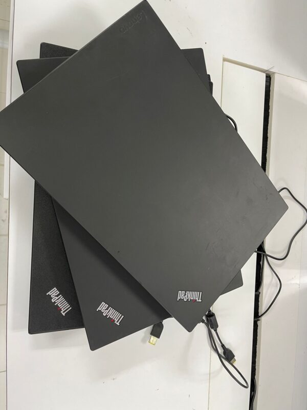 Refurbished -Lenovo ThinkPad T570 15.6 inch Ultrabook touchscreen 16GB RAM 256GB SSD Windows 11 - Image 3