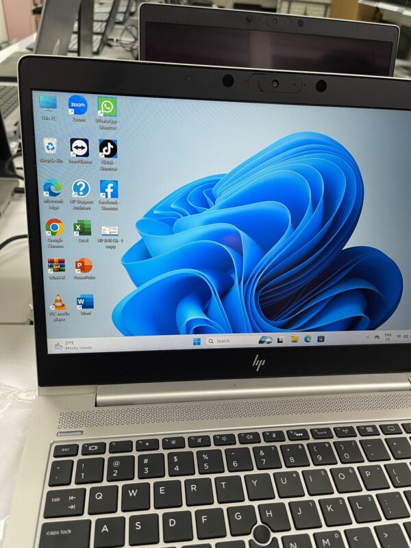 Refurbished -HP Elitebook 840 G6 Touchscreen 14 inch FHD intel core i5-8th Gen 16GB RAM 256GB SSD Windows 11 - Image 5
