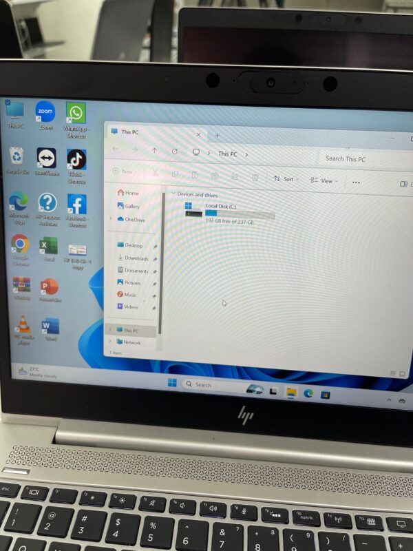 Refurbished -HP Elitebook 840 G6 Touchscreen 14 inch FHD intel core i5-8th Gen 16GB RAM 256GB SSD Windows 11 - Image 6